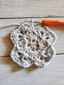 Crochet Shell Baby Blanket Girl Round 4