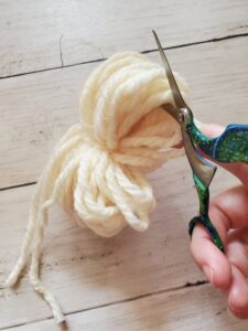 crochet bulky yarn pom pom