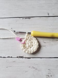 Crochet Mitten Pattern Round 2