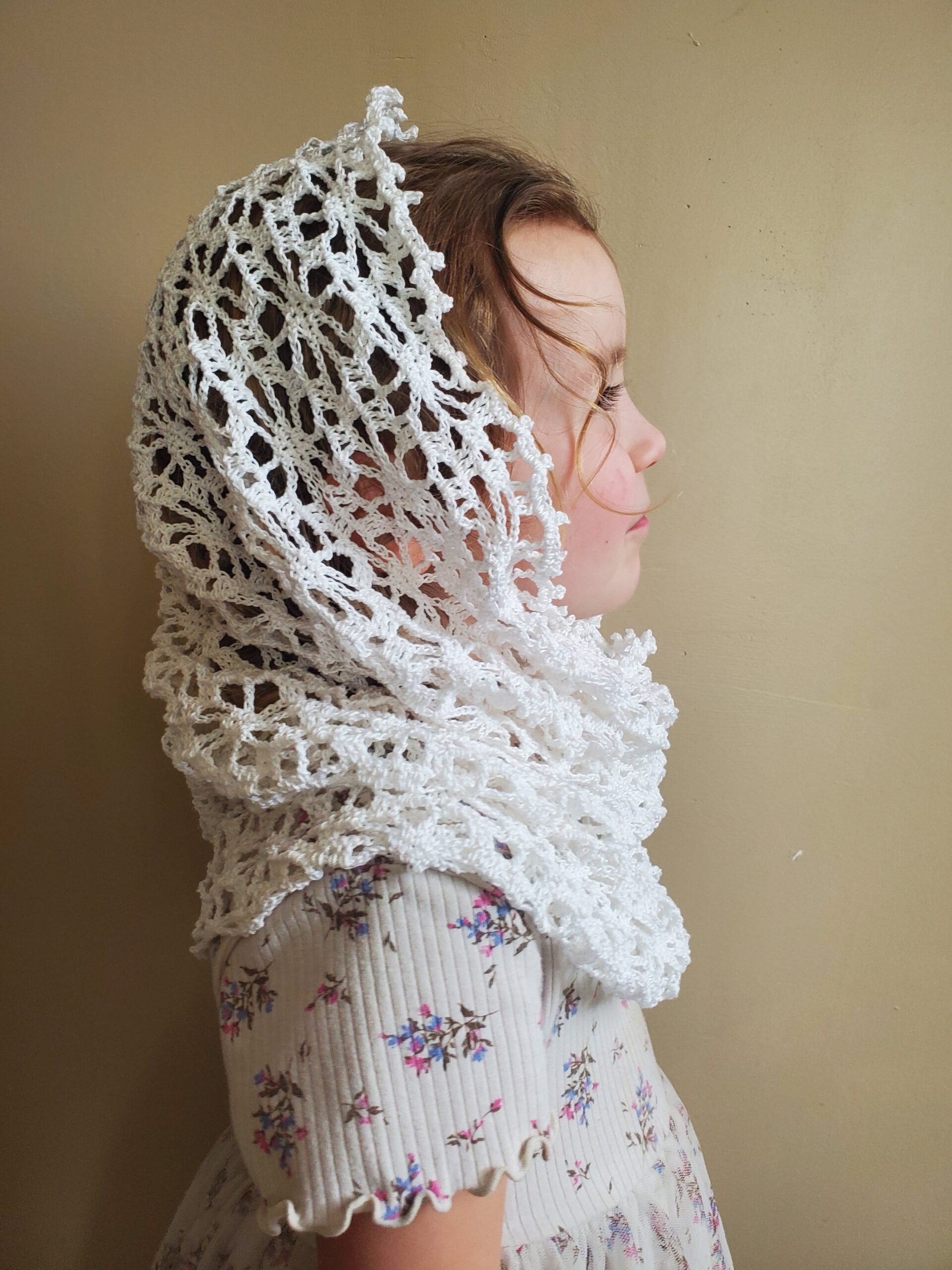Flower Diamond Crochet Veil