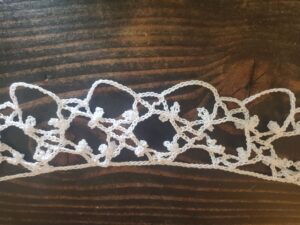 Little Leaf Trellis Veil Row 5