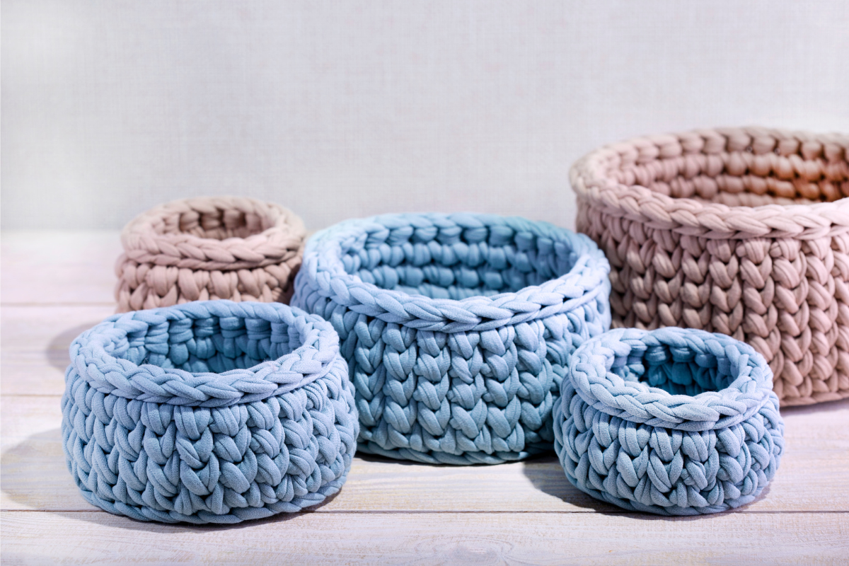 How To Crochet Baskets With Wooden Bottom - tshirt yarn and crochet patterns