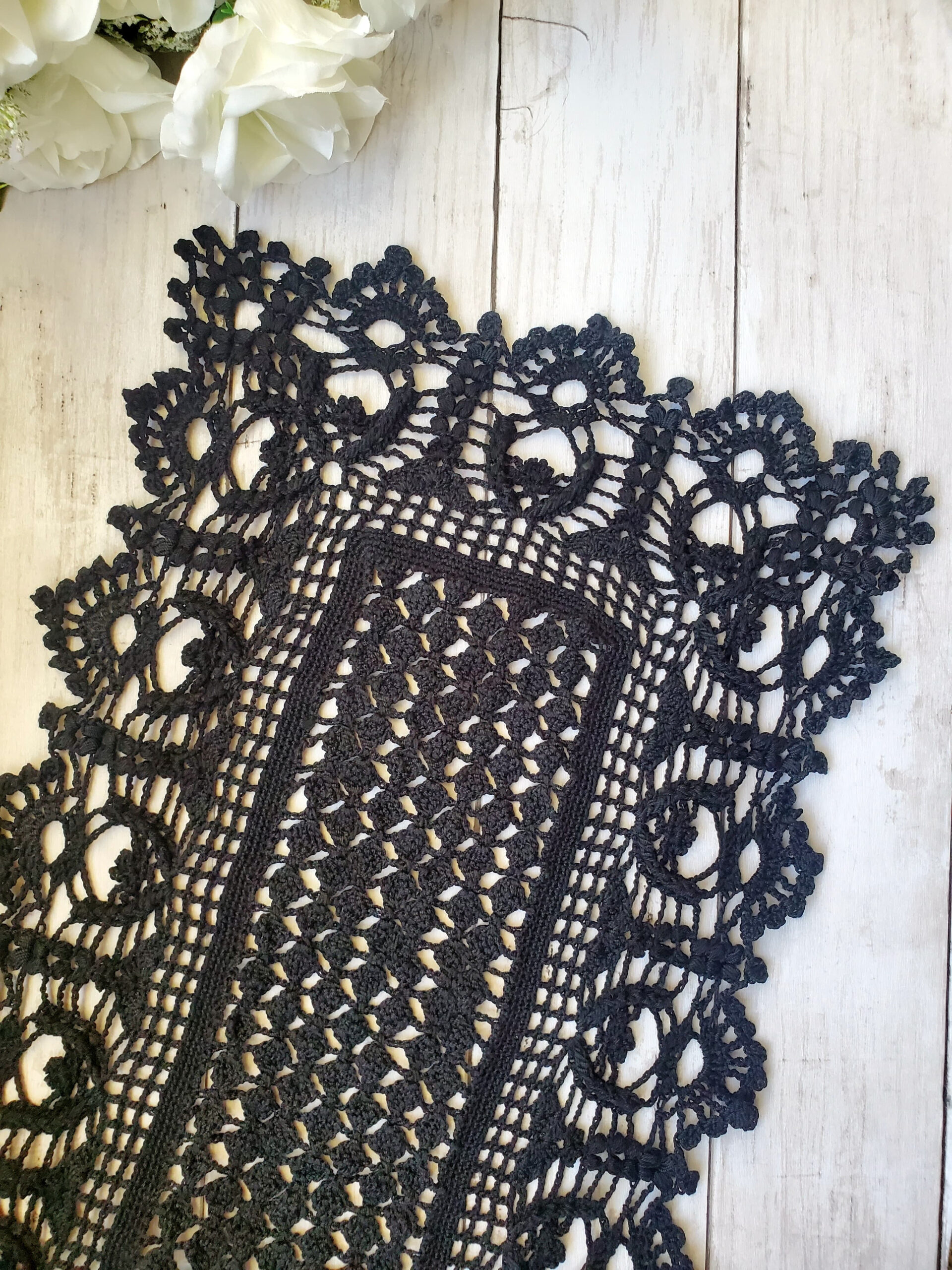 Gothic Crochet Table Runner Pattern