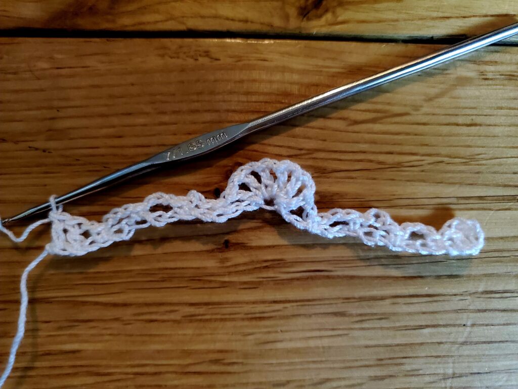 Infinity Crochet Veil Row 1
